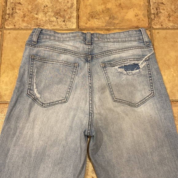 High Rise Mom fit cropped jeans - Picture 5 of 5